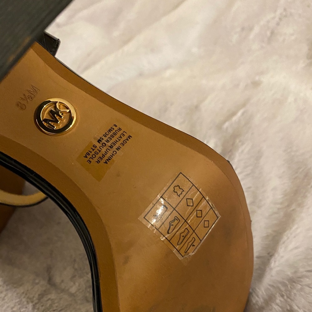 Michael Kors block strap heels - Picture 12 of 12